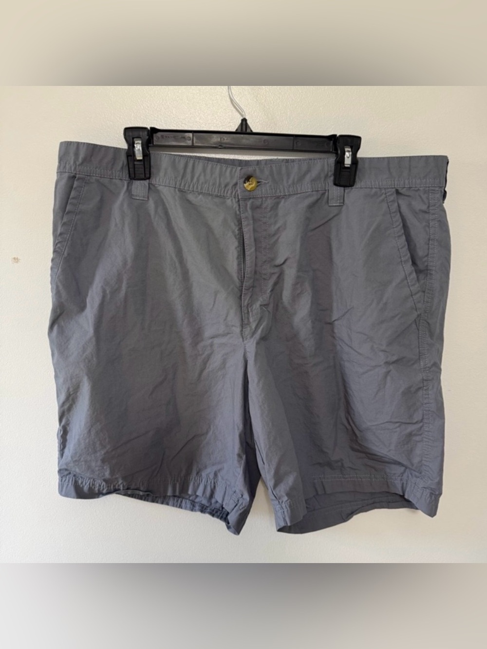 Columbia Men's Gray Flat Front Outdoor Shorts